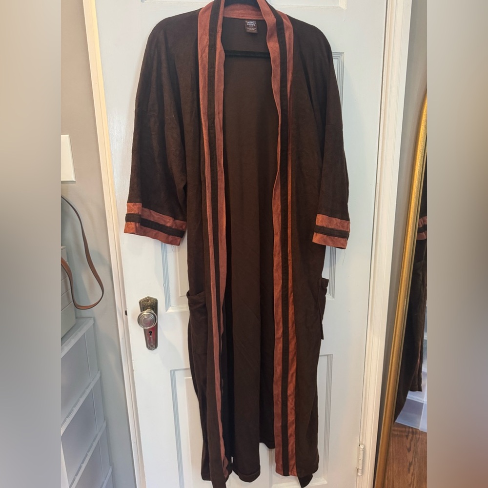 Vintage King of the Robe
